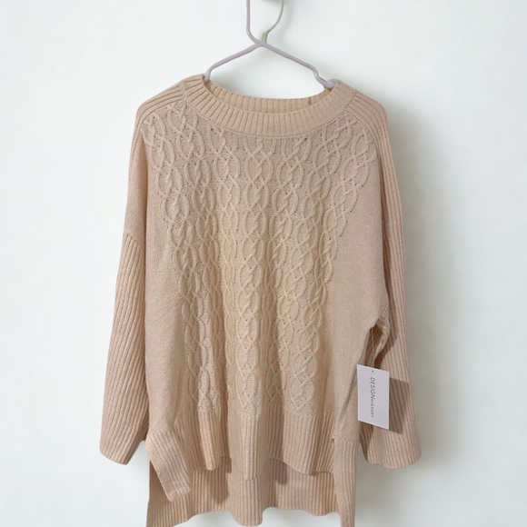 Design History Sweaters - Design History Cream Cable Knit Crewneck Sweater - New, XL Size